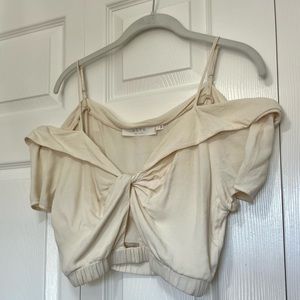 ASTR The Label Cold Shoulder Cream Crop Top with twist front detail. Size L
